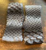 Fingerless Dragon Scale Monochrome Gloves