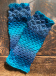 Fingerless Dragon Scale Gloves in Ocean Blue
