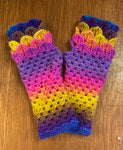 Fingerless Dragon Scale Gloves in Festival